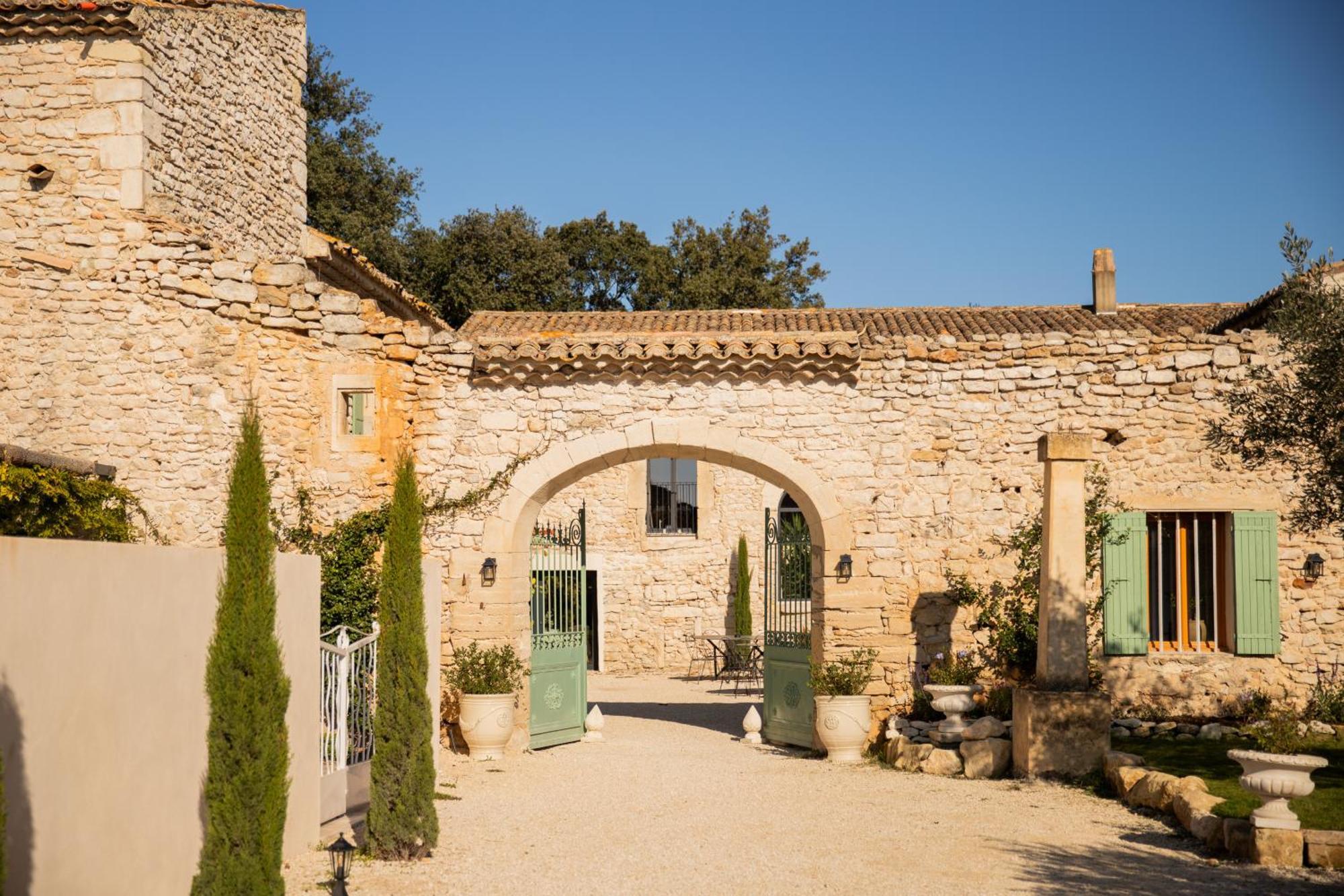 Solérieux Maison Roucas - Restaurant Et Chambres D'Hotes מראה חיצוני תמונה